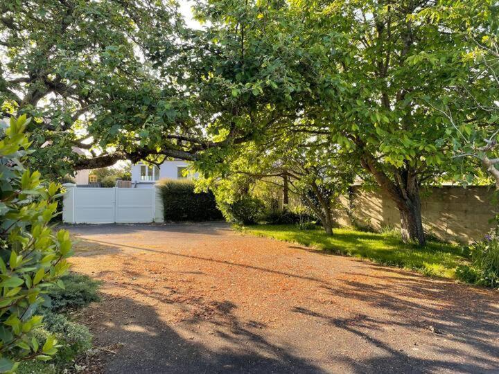 La Maison De Marie A 5 Minutes A Pied De La Plage Avec Parking Privee Et Gratuit Lion-sur-Mer Eksteriør bilde